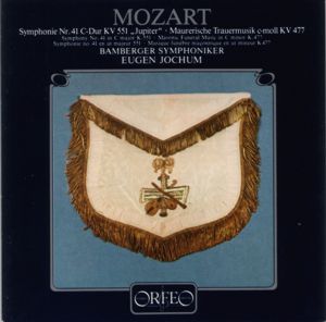 S 045 832 A